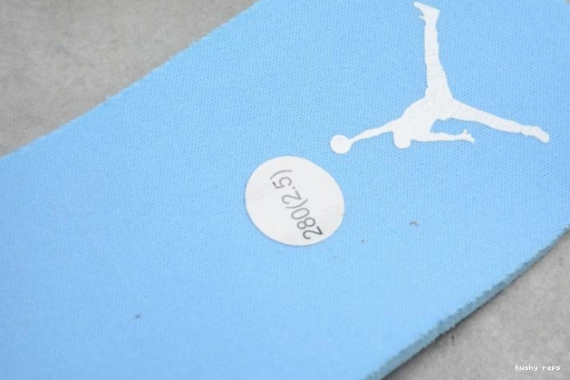 Rep Husky Jordan (W) Air 1 Low UNC AO9944-441 0808
